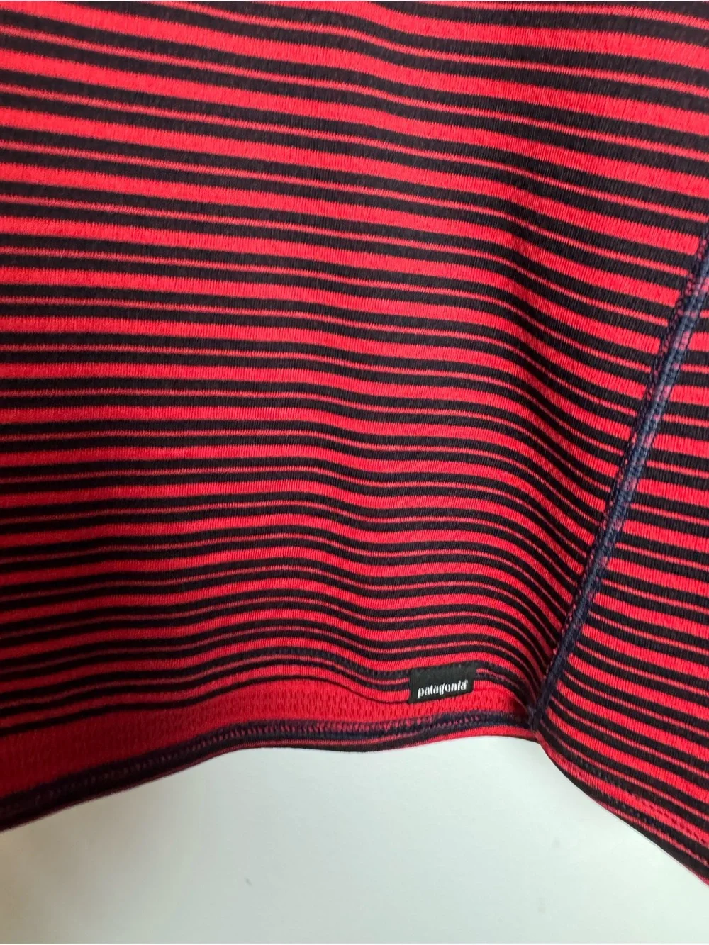 Patagonia Men’s Red & Navy Striped Long-Sleeve Capilene Baselayer L